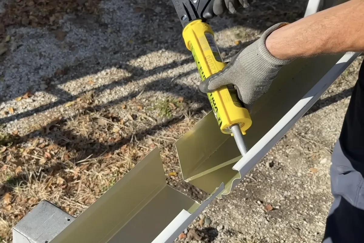 Installation de gouttières